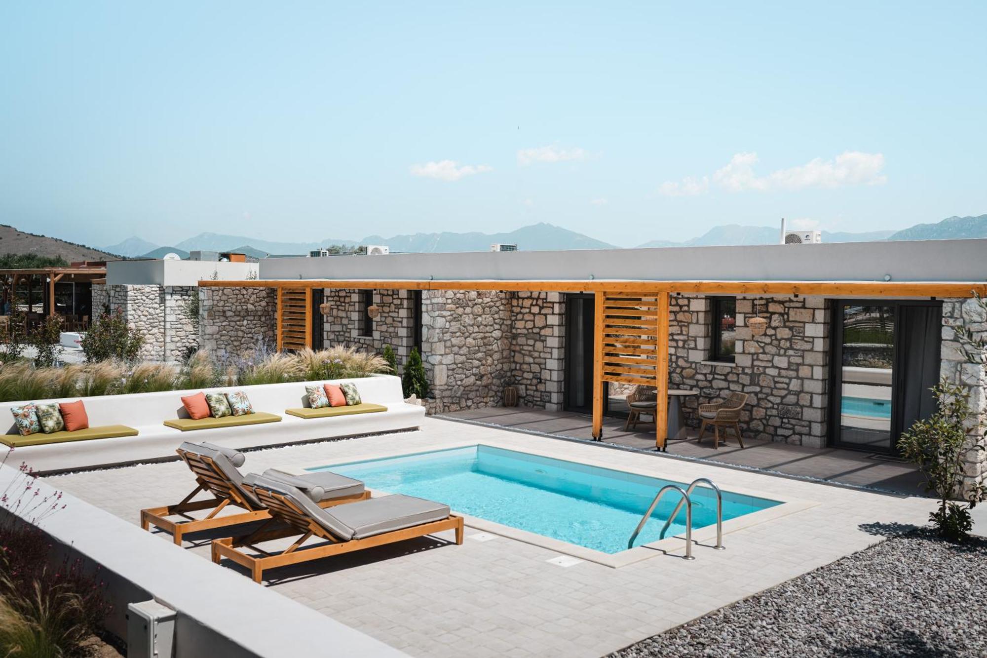 Trinity Design Suites Valanidorachi Exterior photo
