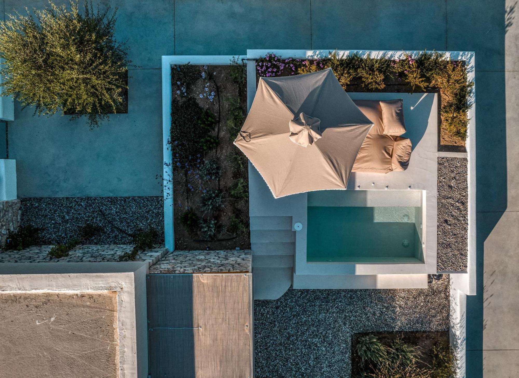 Trinity Design Suites Valanidorachi Exterior photo